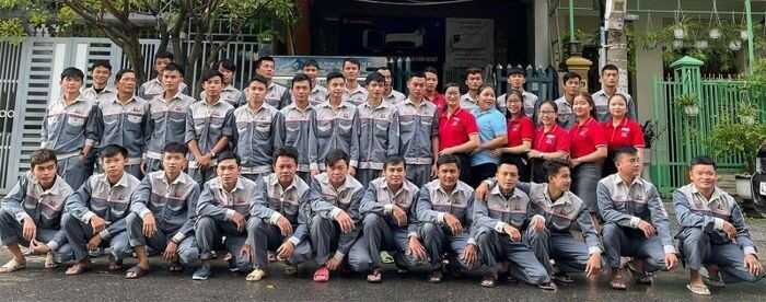 Đội ngũ kỹ thuật viên điện lạnh